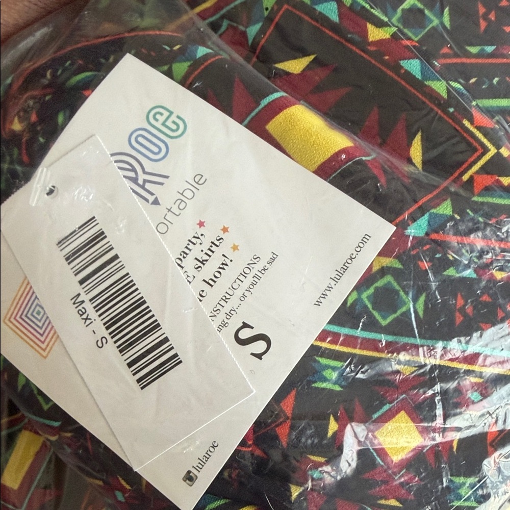 NWT!! 🖤🧡 LuLaRoe Colorful Geometric Maxi Skirt - Picture 4 of 5
